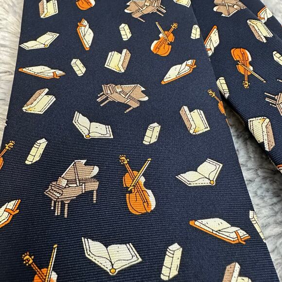 Caesar Roma 100% Silk Neck Tie Navy Musical Instruments Piano Cello Formal - Picture 4 of 6